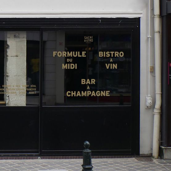 Heilige Bistro 16