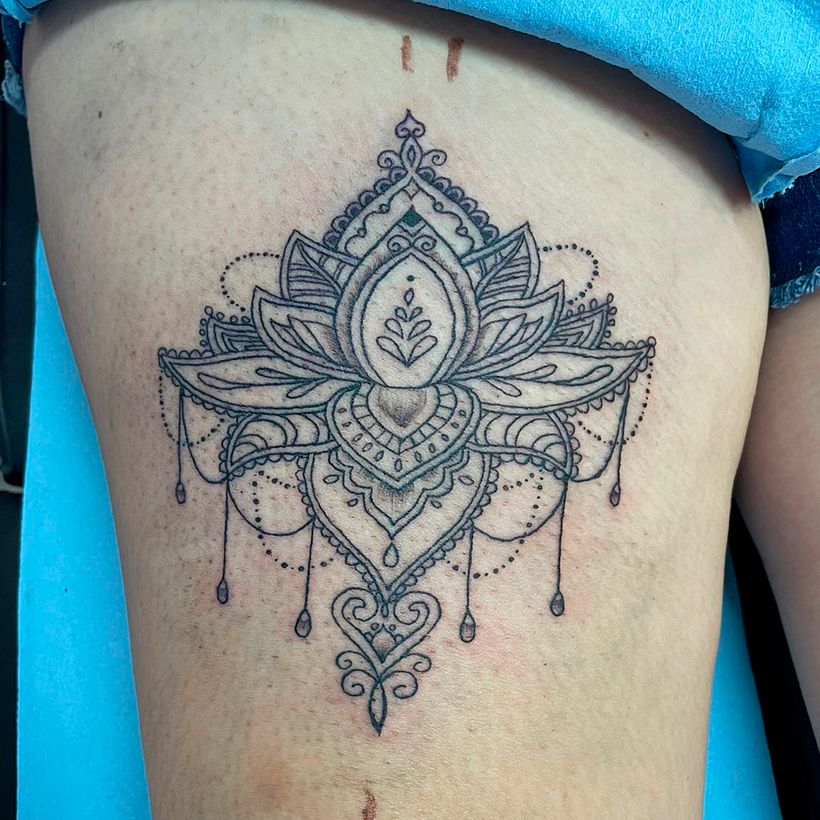 Éste a sido mi 2do tatuaje y aquí ya apliqué un poco el puntillismo de arrastre