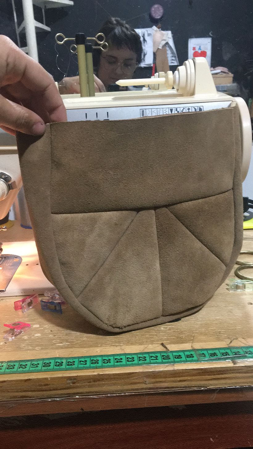 Meu projeto do curso: Criação de bolsas de couro artesanais para iniciantes 3