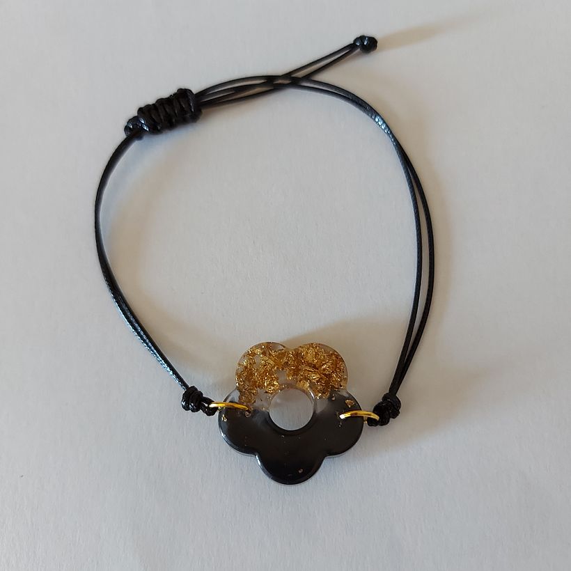 Mi Proyecto del curso: Diseño de joyería en resina 4
