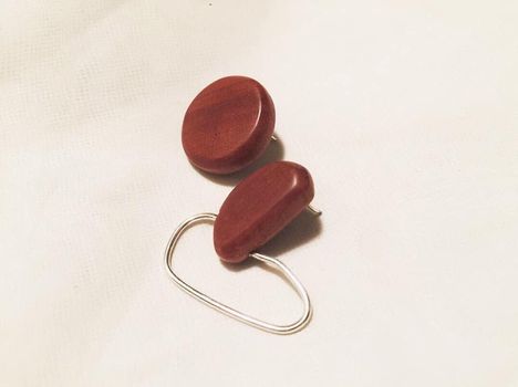Mi Proyecto del curso: Diseño de joyas en madera y plata 6