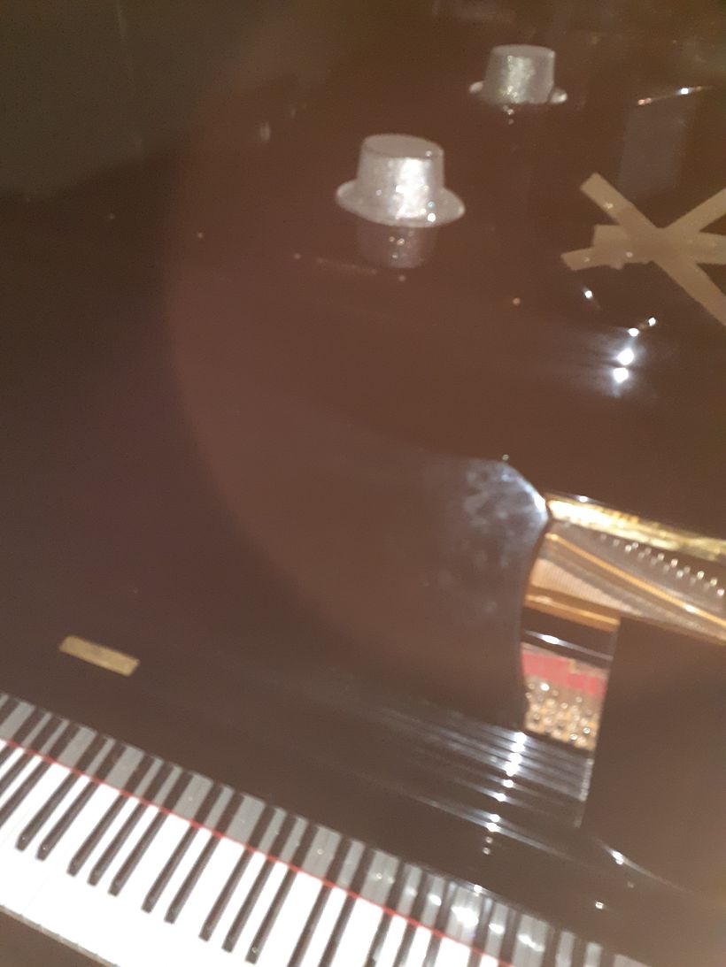 MANOS 3