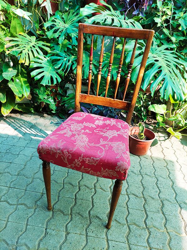 Silla antes de res restaurada
