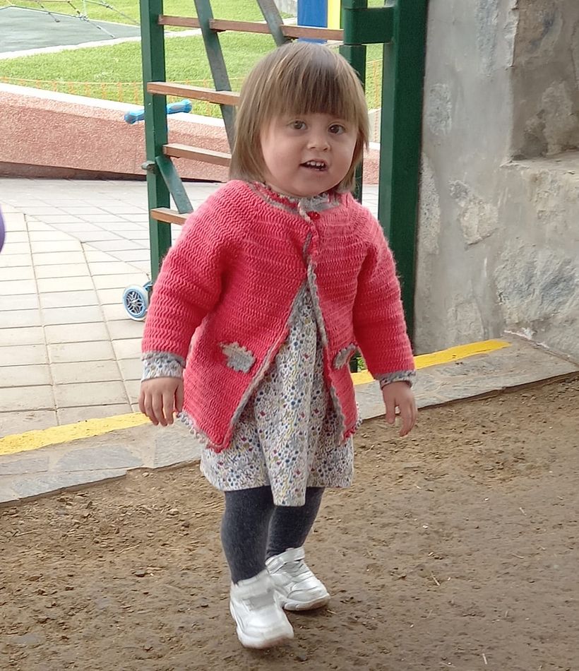 Mi proyecto del curso: Chaqueta rosa para niña 3