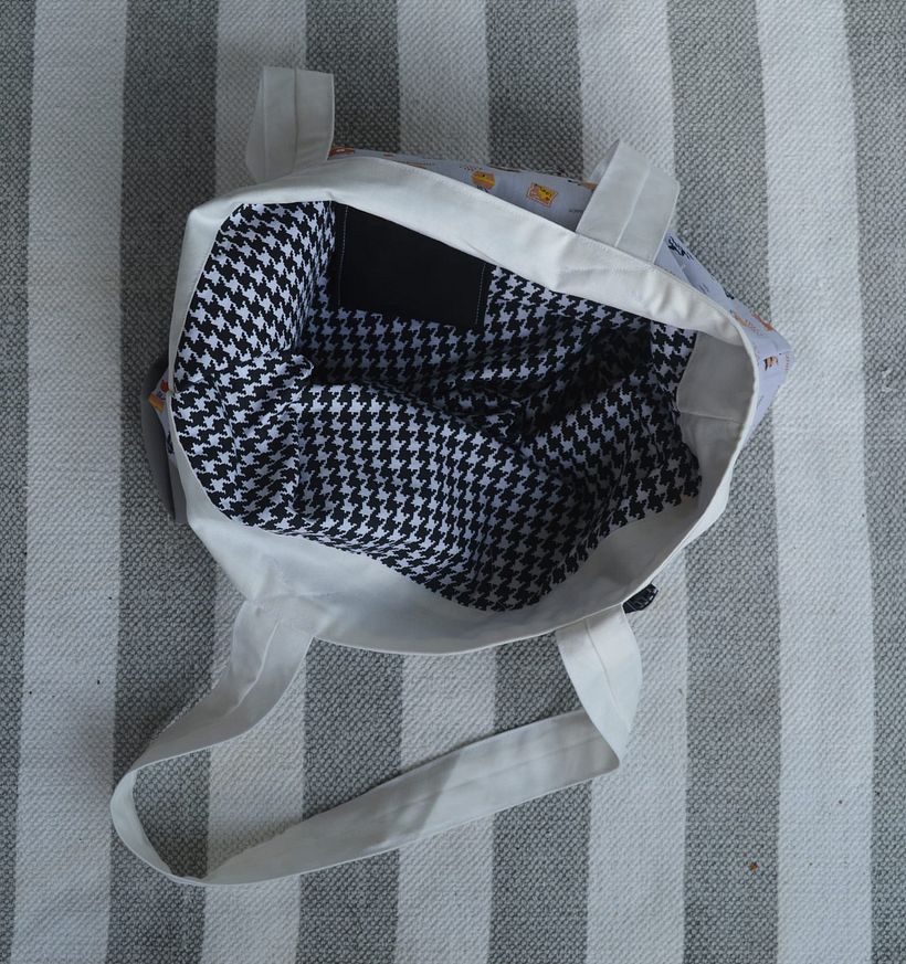 lining and phone pocket inside