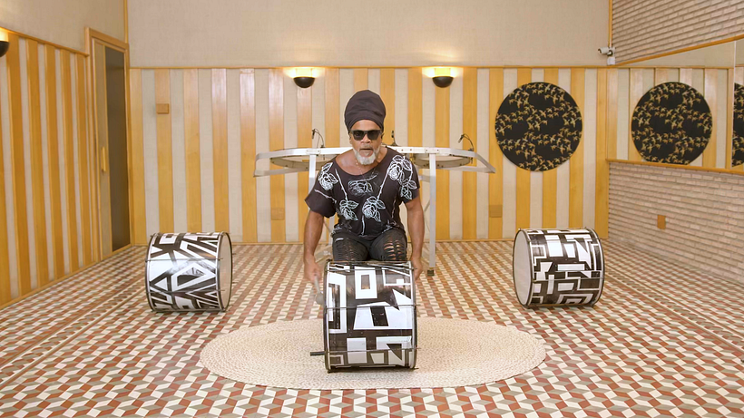 The Surdo Virado drum is one of Carlinhos’ many adaptations.