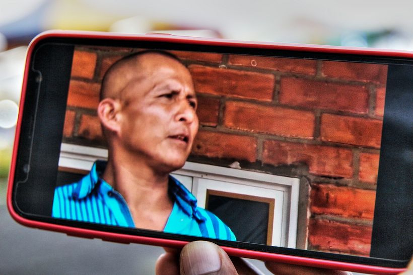Eddy y sus sueños de convertirse en una estrella de cumbia.