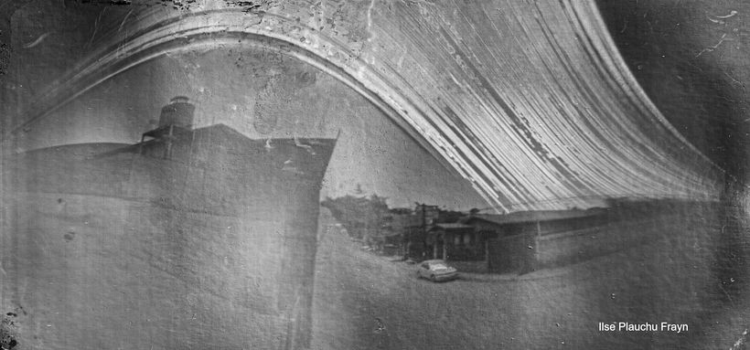 Fotografía estenopeica de tiempo de exposición 6 meses, para mostrar el paso del Sol a lo largo de los días.