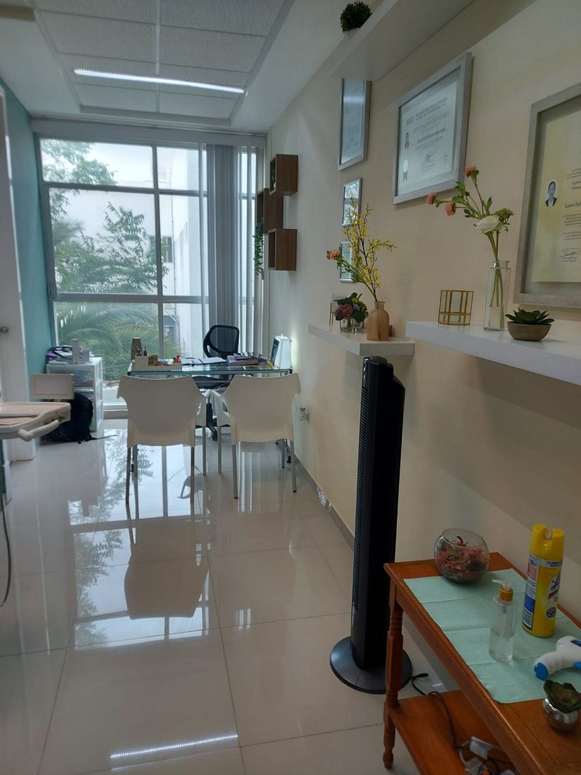 Diseño de interior consultorio dental 