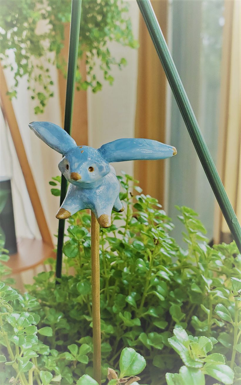 Bunny for planter