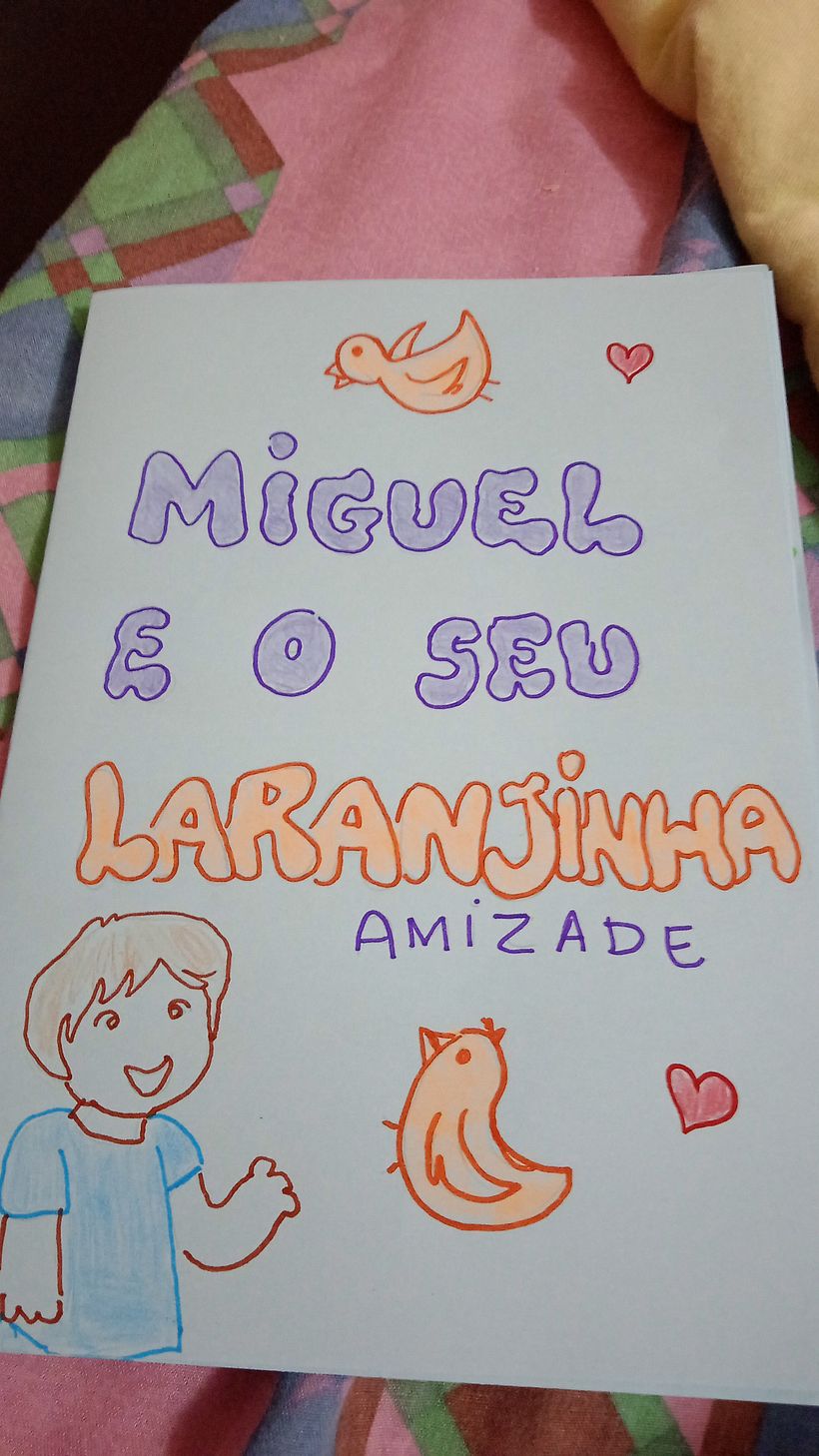 Brincando de escrever e desenhar