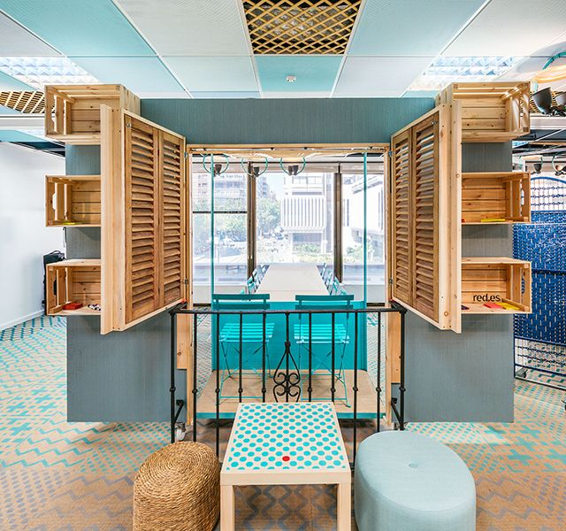 Multipurpose and flexible coworking space for Red.es 6