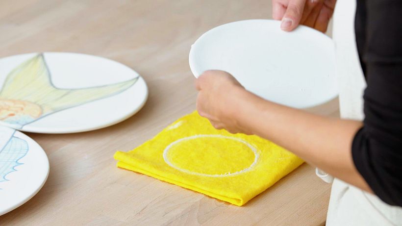 Ceramic Tutorial: Basic Glaze Technique 9