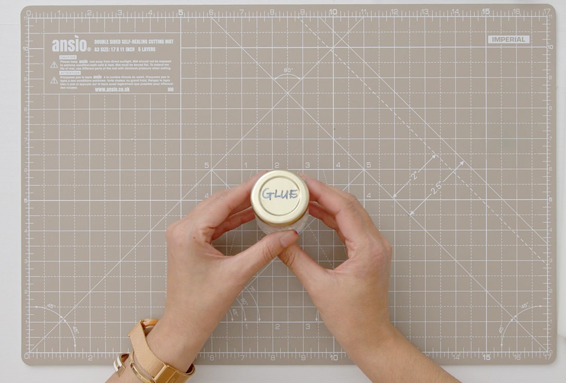 Edible glue.