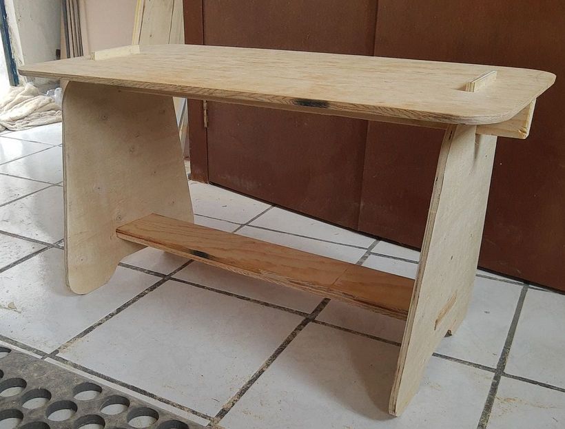 Mi Proyecto: Mesa infantil con encastres; del curso: Carpintería profesional para principiantes 5