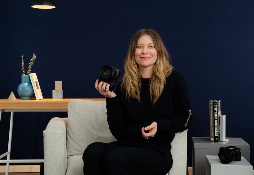 Debbie Castro enseña el curso Introducción a la fotografía digital en modo manual.