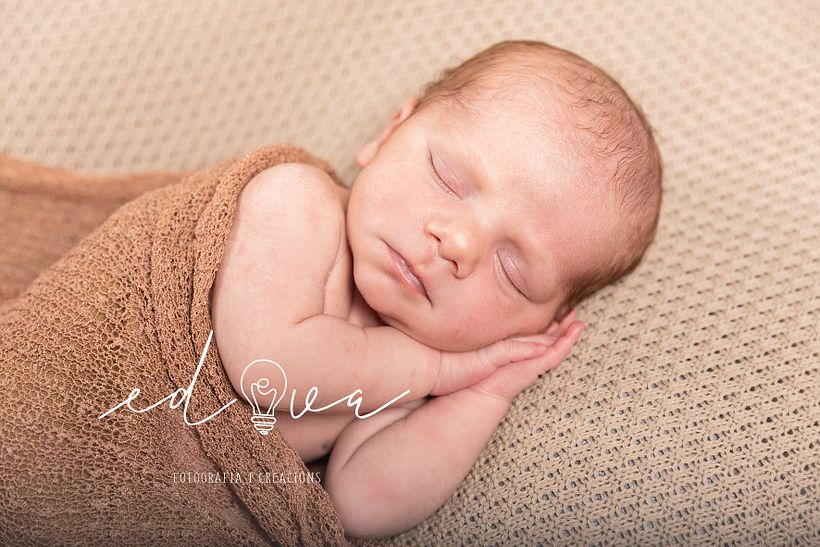 Mi Proyecto del curso: Introducción a la fotografía newborn 8