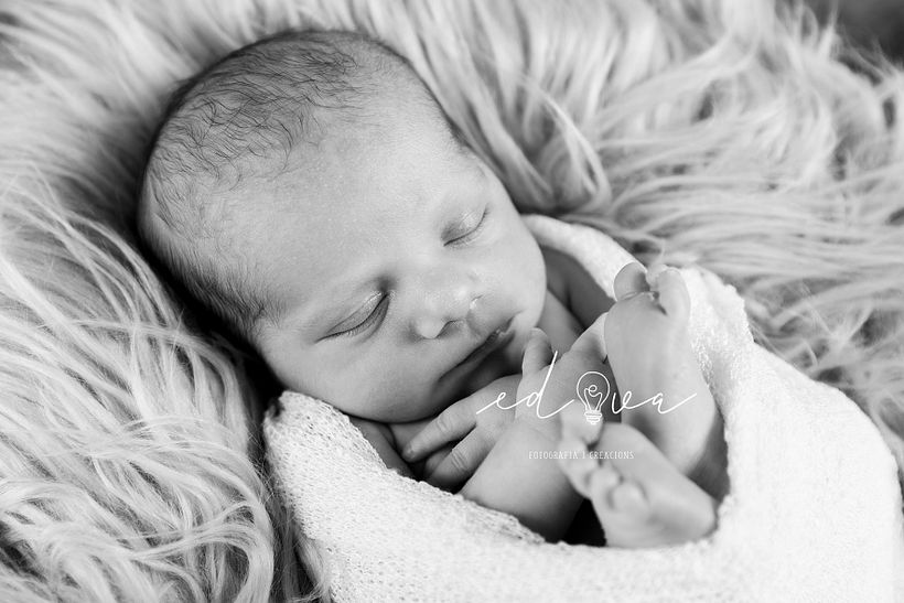 Mi Proyecto del curso: Introducción a la fotografía newborn 10