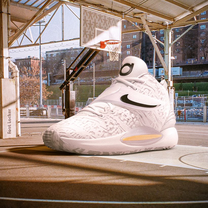 Fotomontajes para FootLocker® y KidsFootLocker® 15