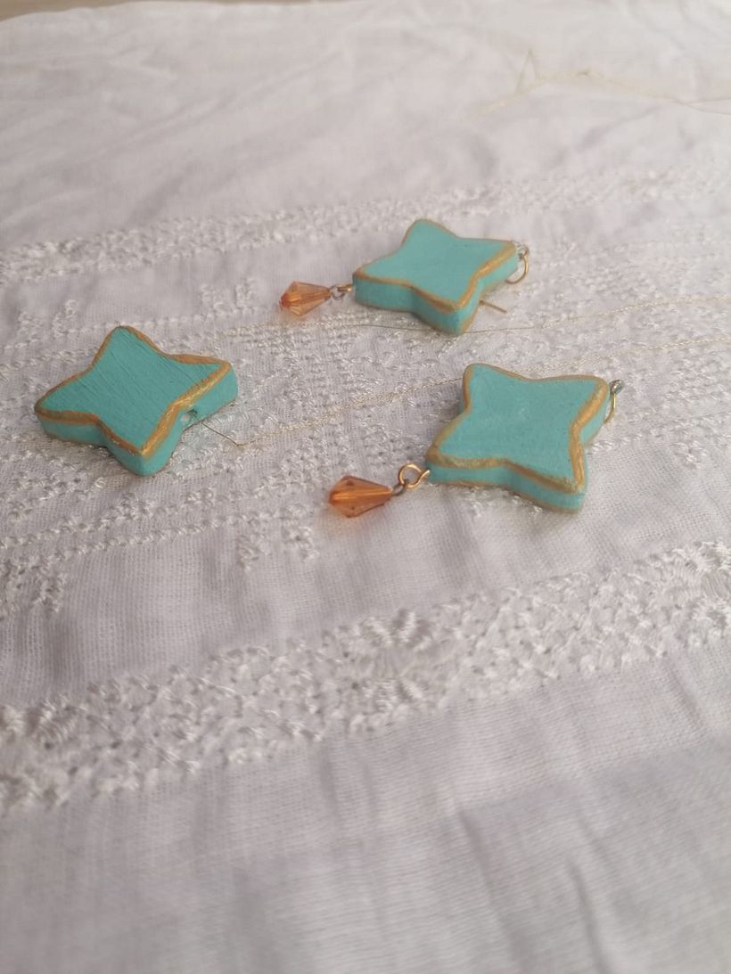 My project in Ceramic Jewelry for Beginners course - Diseño de complementos