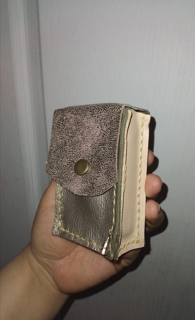 Mi Proyecto del curso: Creación de bolsos de cuero artesanales para principiantes 6