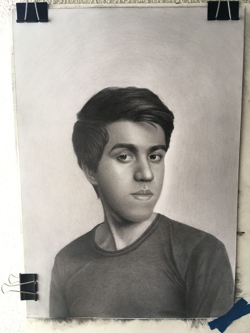 Mi Proyecto del curso: Retrato realista con lápiz de grafito 3