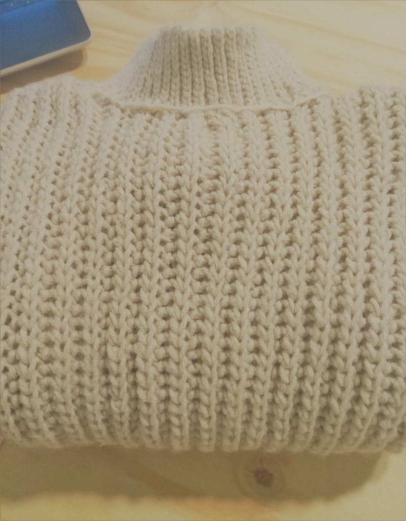 Que satisfacción, a llegado a su fin el curso y me ha encantado, me ha hecho feliz y es terapéutico tejer!