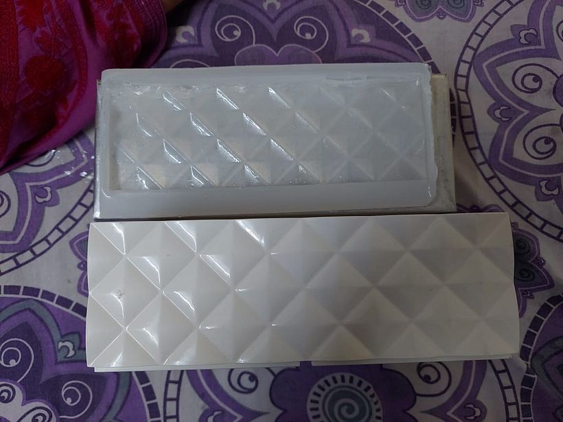 The silicon mould created from a box 