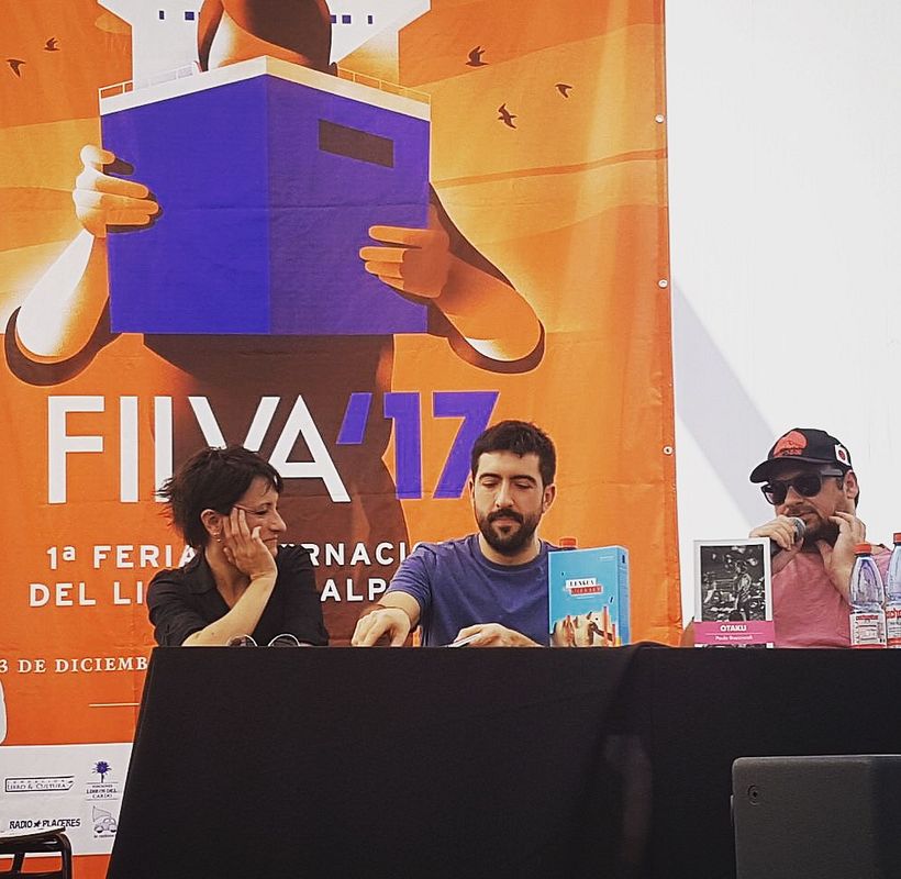 Presentación del libro en la Feria Internacional del Libro de Valparaíso con Ricardo Elías y Marcos Almada (2017)