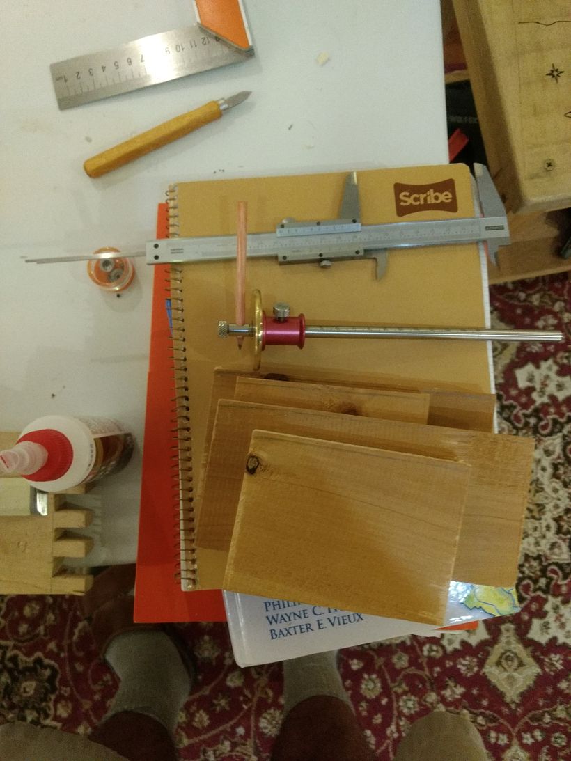 El marcaje de rebaje para el ancho