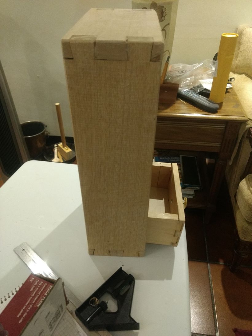 Mi Proyecto del curso: Ebanistería: construcción de muebles con herramientas manuales 80