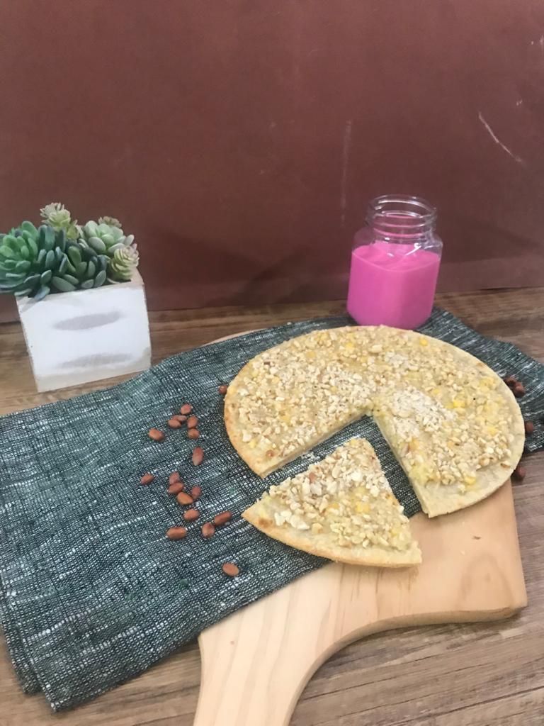 Sweet Peanut Pizza