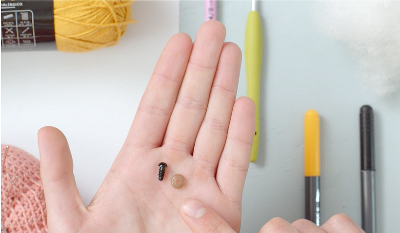 You can use safety eyes in any size.