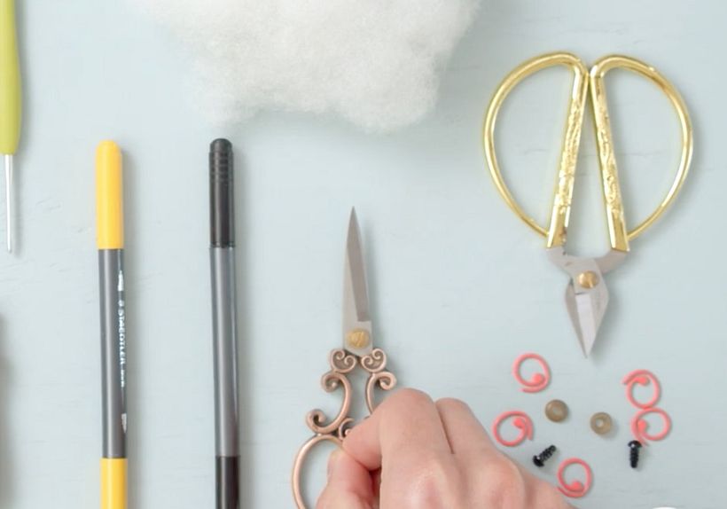 Use professional scissors.