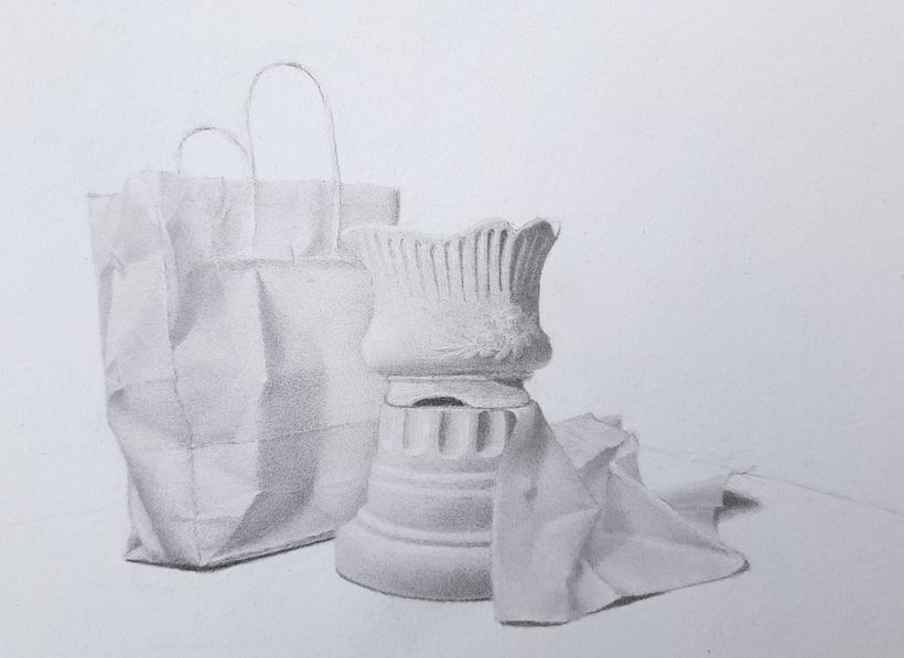 Bodegón Blanco. Grafito sobre papel. 21 x 24 cm. Sept 2021