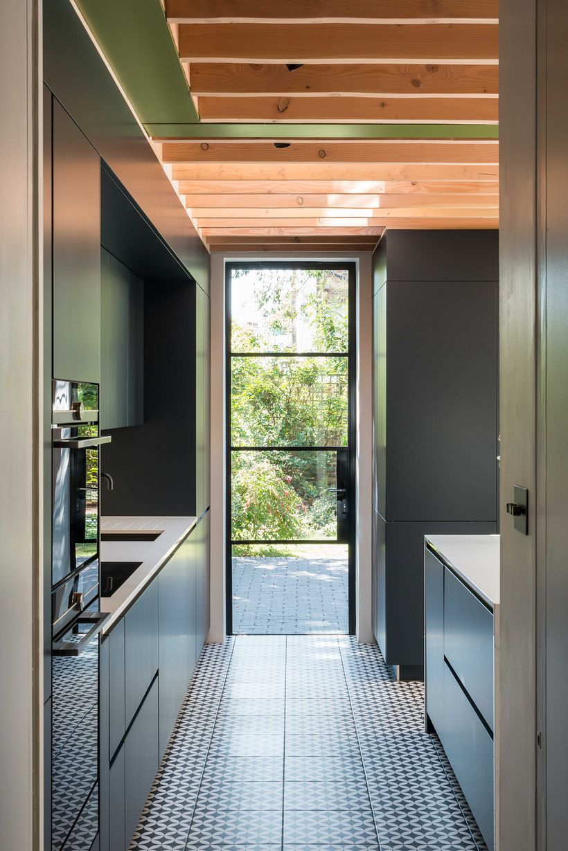 Vault House by Bradley Van Der Straeten Architects - De Beauvoir Town, London UK