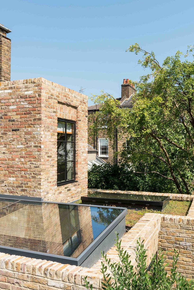 Vault House by Bradley Van Der Straeten Architects - De Beauvoir Town, London UK