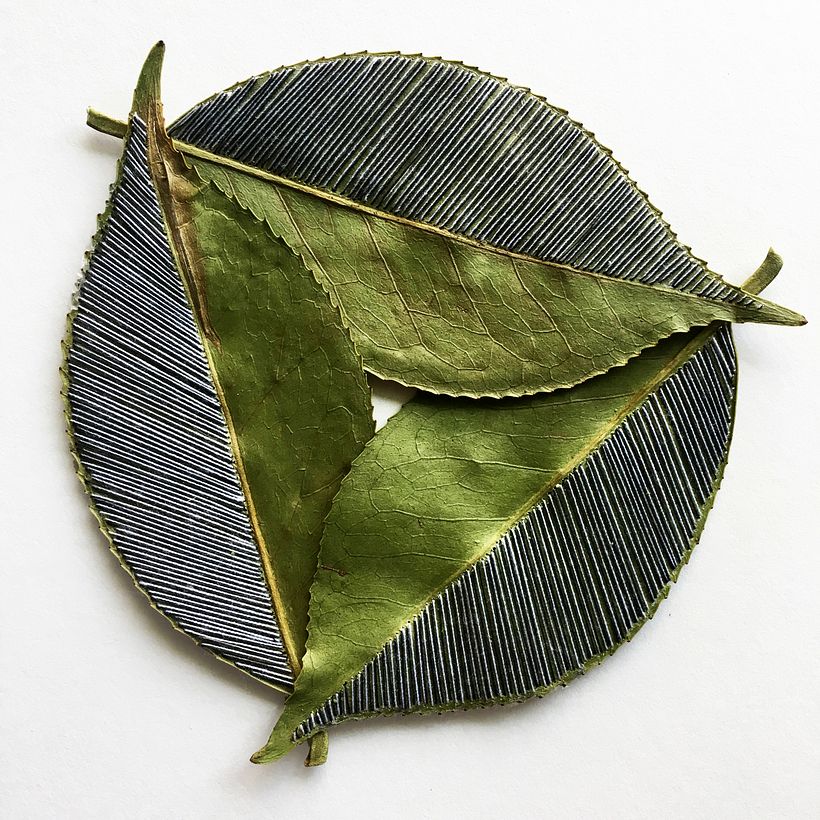 Embroidered Camellia Leaves