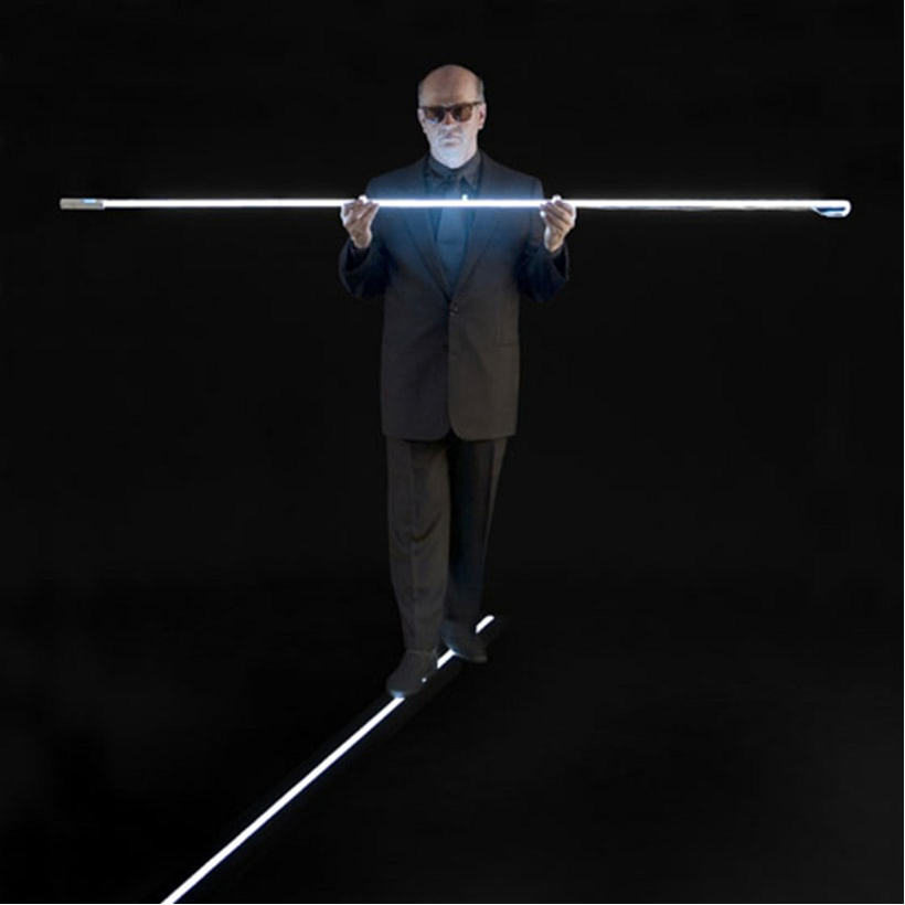 Eletroperformance, by Guto Lacaz.