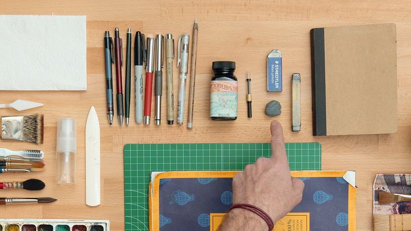 Grundlegende Materialien für das Malen mit Acrylfarben 3