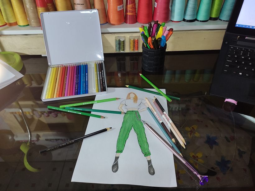 Mi Proyecto del curso: Ilustración de bocetos de moda 2