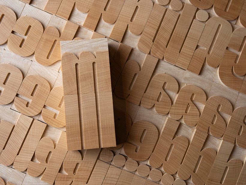 Megh - Wood typeface - Projektowanie graficzne