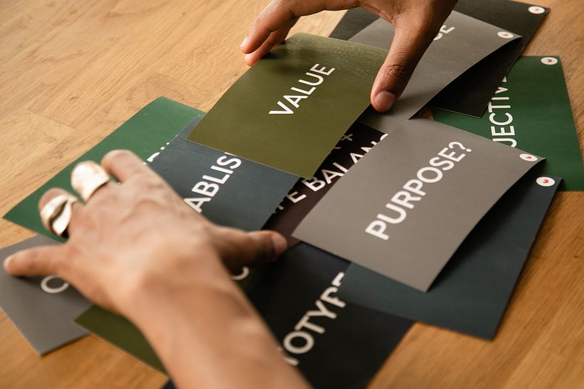 Em seu curso, Abraham baseia seu plano de negócios em quatro pilares principais