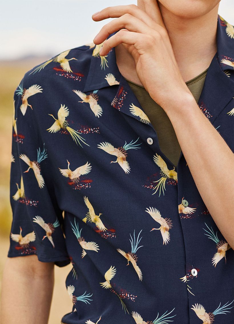 Fun fact: this shirt I designed for Zara Man appeared on an episode of Netflix Narcos!