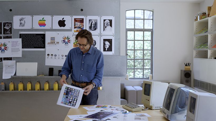 Michael talks through the various innovations of Apple products.