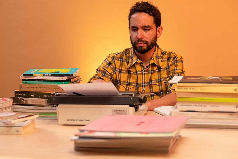 César Tejeda lleva desde el año 2019 impartiendo cursos de escritura autobiográfica. 