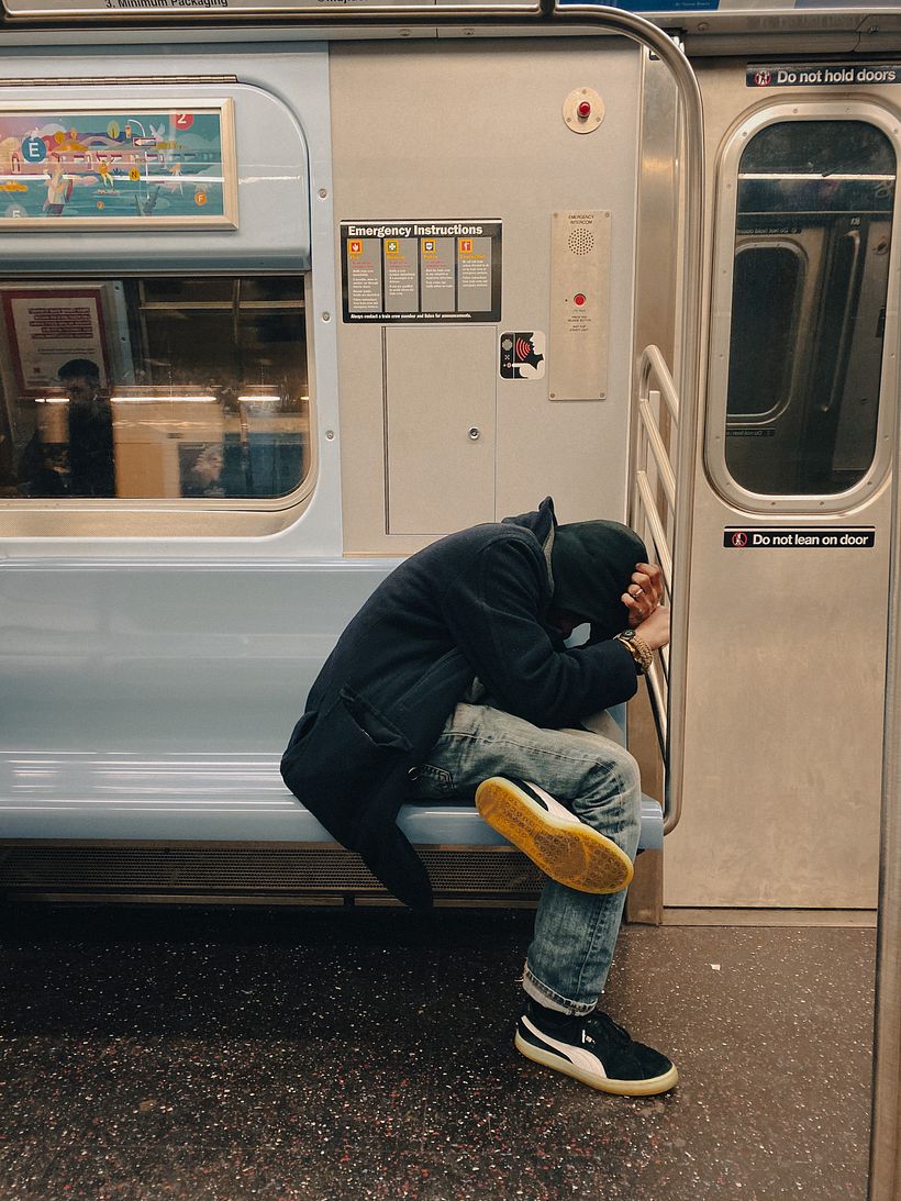 Front of Me. People living in New York. 14