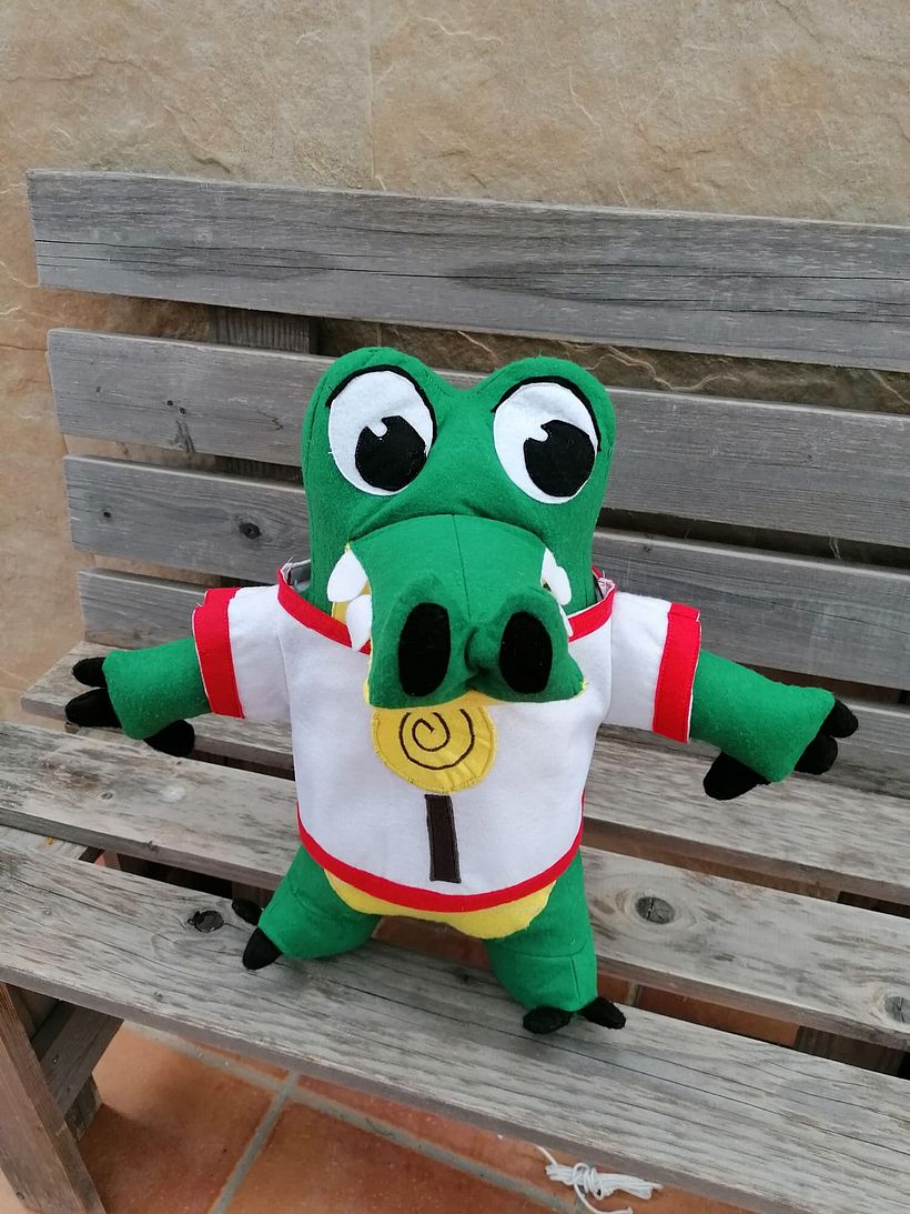 Mi Proyecto del curso: Textile Toys: diseño y creación de personajes en tela 6