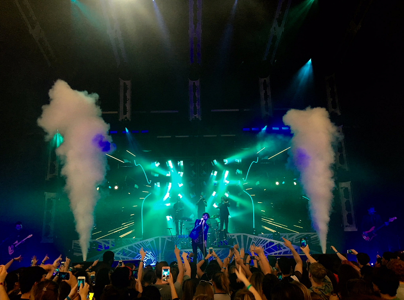 PANIC! at the Disco "Emperor's New Clothes" visuals 9