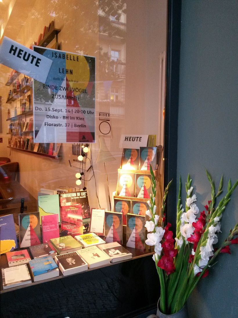 Buchpremiere von "Binde zwei Vögel zusammen", Buchdisko Berlin, 2016
